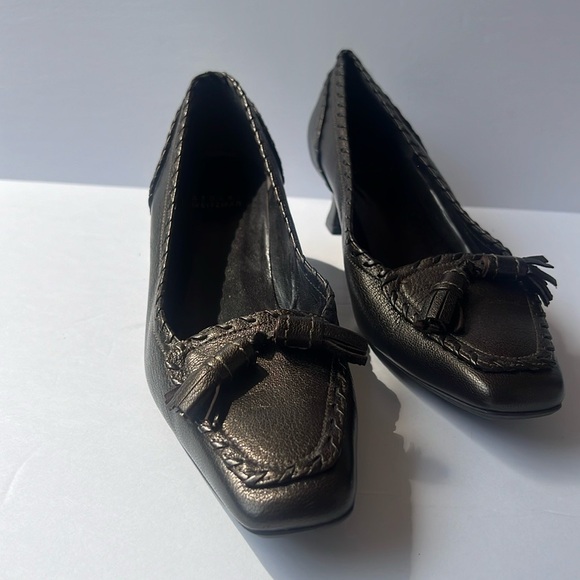 Stuart Wieitman Brown (Pewter) Square Toe Leather Kitten Heels 7.5 Made in Spain - Picture 9 of 15